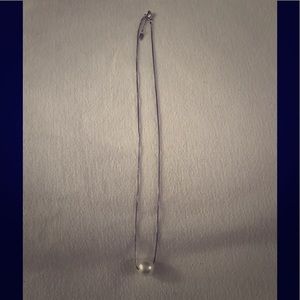 Single pearl necklace